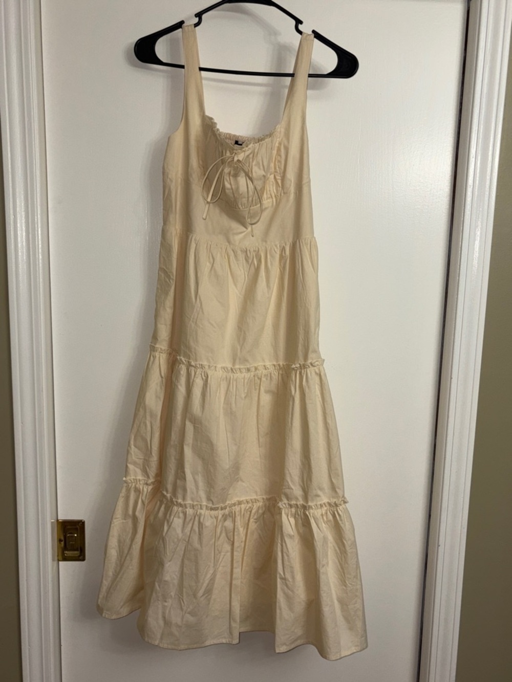 Forever 21 Cream Tiered Midi Dress